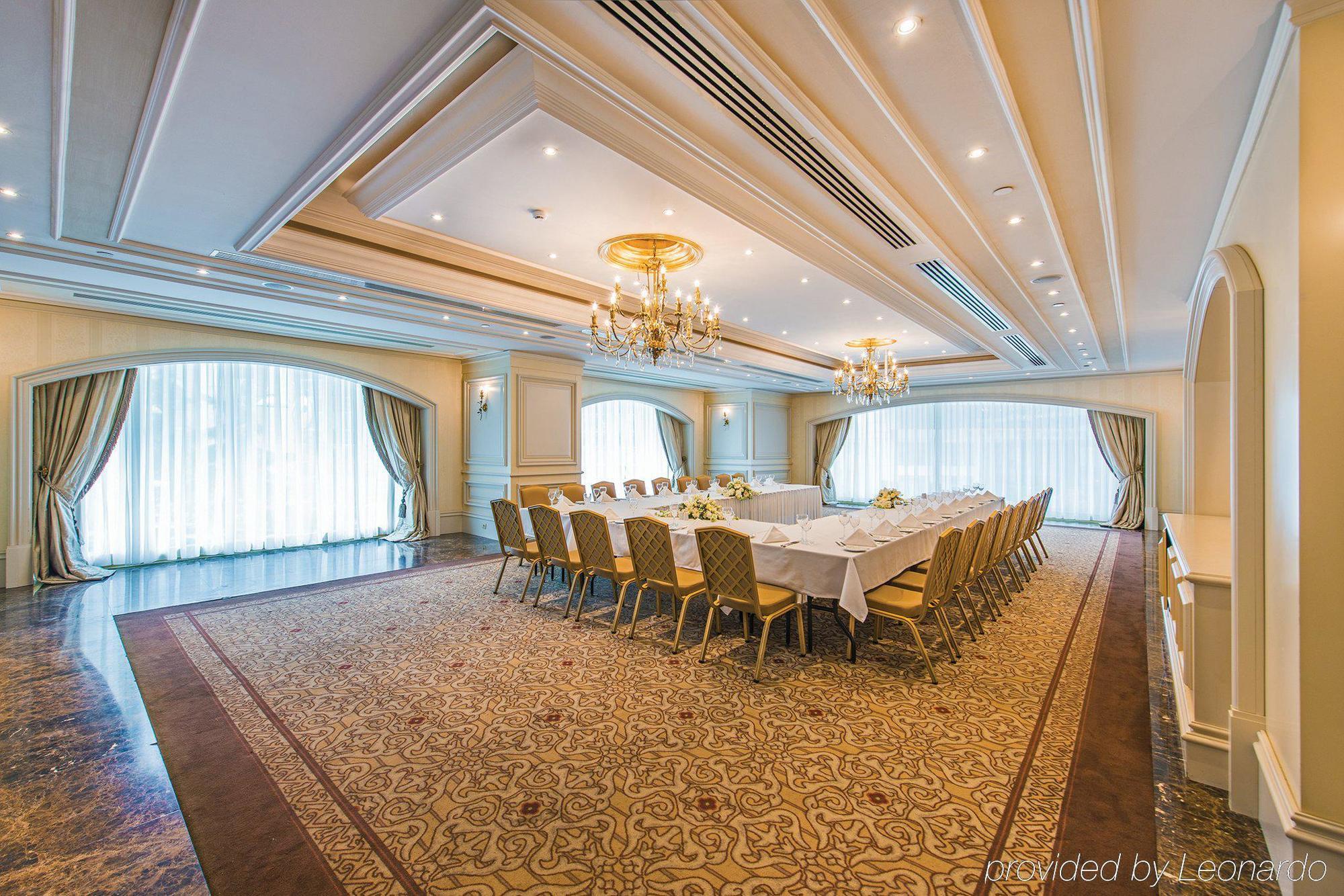 Otel Elite World Taksim 5*